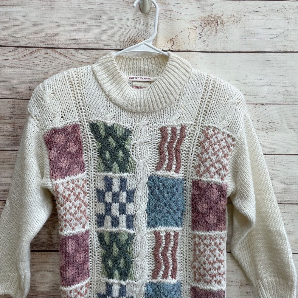 VINTAGE HUNTINGTON RIDGE HAND KNIT PATCHWORK SWEATER - Picture 2 of 5